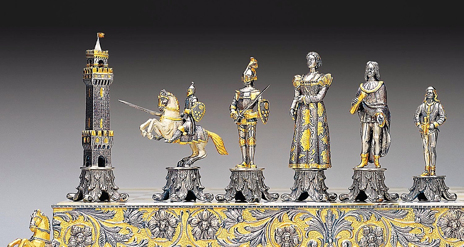 Conjunto Médicis Vs Pazzi Tablero y Juego de Ajedrez en Bronce, Ónix y Oro de 24 Quilates - Imagen 3