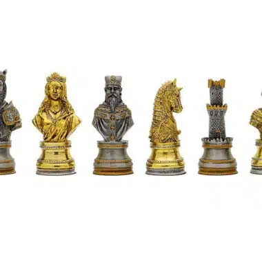Juego de ajedrez de peltre bañado en oro y plata Busto medieval