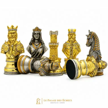 Piezas con bustos medievales, rey, dama, torre y caballo bañados en oro y plata