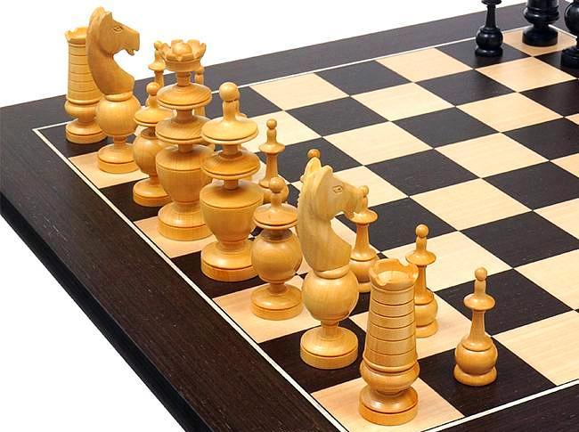 Conjunto Palacio Francés Tablero de Ajedrez en Wengué & Juego de Ajedrez en Madera de Buxo Ebonizado - Imagen 6