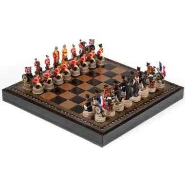 Alternative view of Juego de Batalla de Waterloo III Tablero de ajedrez de cuero artificial con almacenamiento y juego de ajedrez de resina pintado a mano