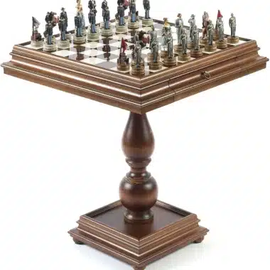 Juego de piezas de ajedrez y mesa de madera y mármol de la Guerra Civil