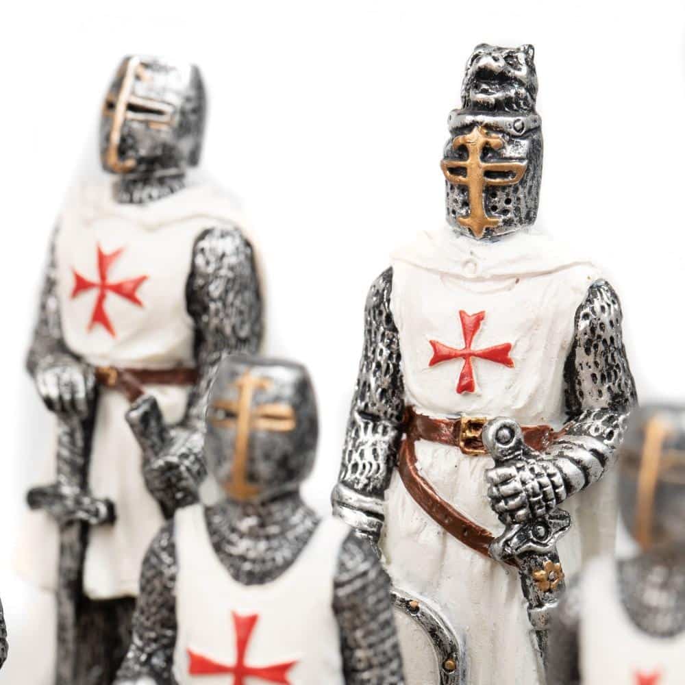 Juego de Ajedrez en Resina La Orden de los Templarios - Imagen 12