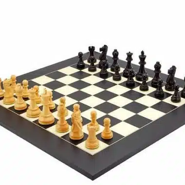 Conjunto Frankfurt Tablero de Ajedrez de Madera de Arce y Juego de Ajedrez de Madera de Boxwood