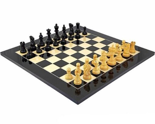 Tablero de ajedrez de madera de arce "Atlantic Gloss" y juego de ajedrez de madera
