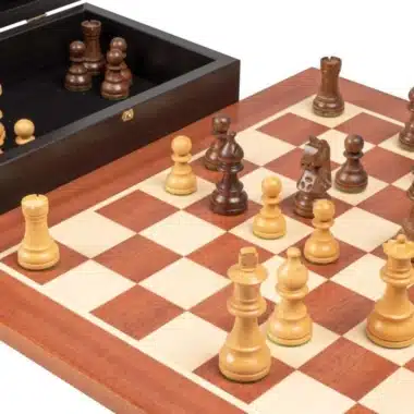 Alternative view of Juego de ajedrez de caoba para novatos, juego de ajedrez de acacia y boj y caja de almacenamiento de wengué