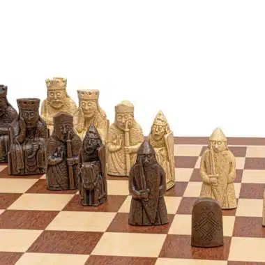 Juego de ajedrez de caoba de la Isla de Lewis, Juego de ajedrez de la Isla de Lewis y caja de almacenamiento - Imagen 4