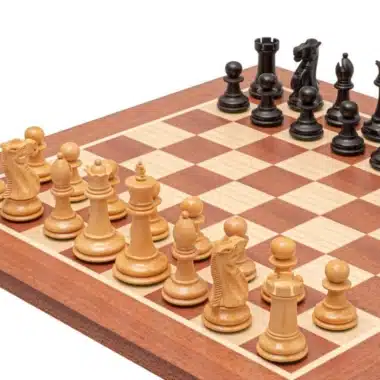 Conjunto "Llama de Guerra" Tablero de Ajedrez de Madera de Caoba y Piezas de Ajedrez de Madera de Boj Ebonizado - Imagen 3