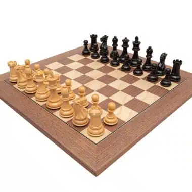 Set Vieil Anglais III: tablero de nogal y arce, piezas de boj ebonizado