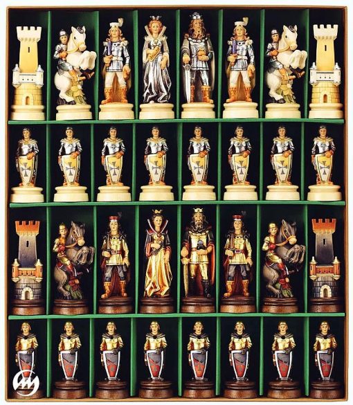Juego de ajedrez con cara de escudo pintado al óleo y dorado con pan de oro" en madera maciza alpina tallada tradicionalmente