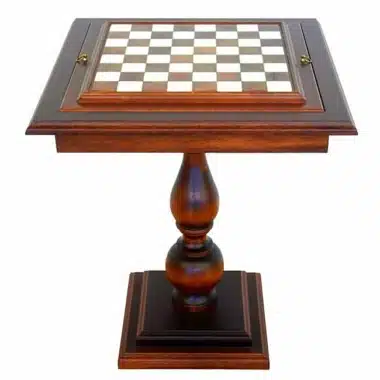 Mesa "T&C" con tablero de ajedrez y compartimento de almacenamiento en madera de haya y tapa de mármol de Carrara y alabastro toscano