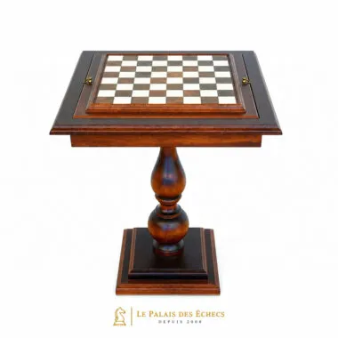 Mesa "T&C" con tablero de ajedrez y compartimento de almacenamiento en madera de haya y tapa de mármol de Carrara y alabastro toscano