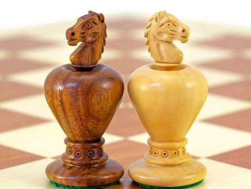 Juego de ajedrez "Manzana" de madera de palisandro y boj