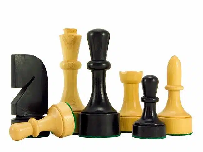 Juego de ajedrez contemporáneo de madera de boj
