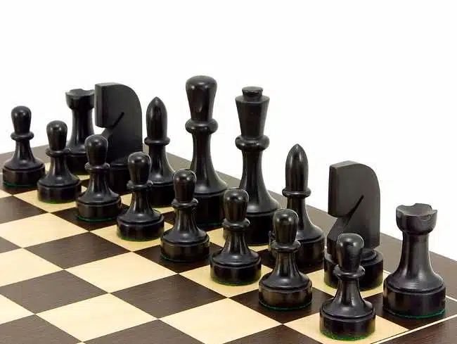 Juego de ajedrez contemporáneo de madera de boj