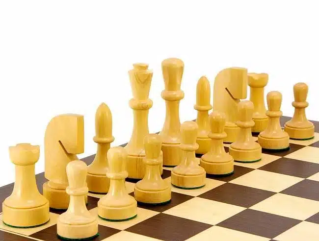 Juego de ajedrez contemporáneo de madera de boj
