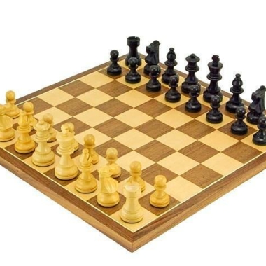 Conjunto de Ajedrez de Madera de Arce y Nogal & Juego de Ajedrez de Madera de Boxwood Ebonizado