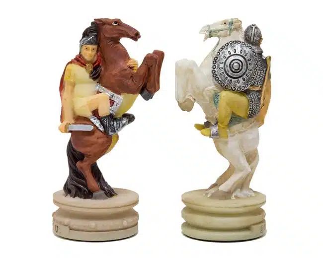 Juego de ajedrez de resina "Romanos contra Griegos