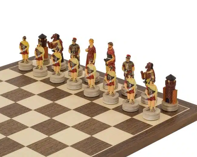 Juego de ajedrez de resina "Romanos contra Griegos