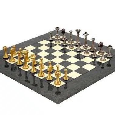 Juego de ajedrez contemporáneo de madera de arce gris y juego de ajedrez de latón macizo