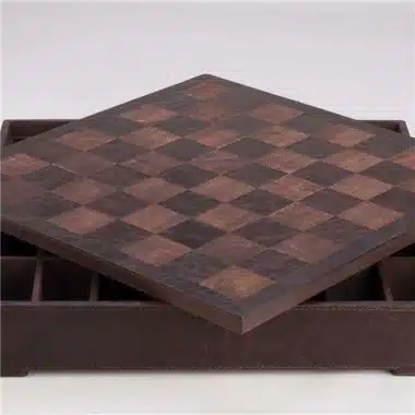Juego de ajedrez de cuero genuino floreado y juego de ajedrez de metal macizo chapado en oro y plata - Imagen 6