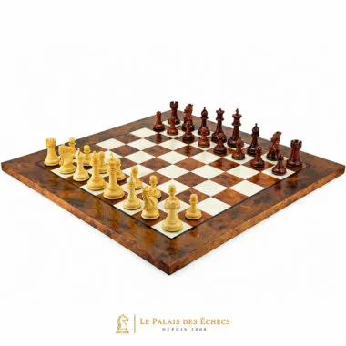 Set Madrid II con tablero de olmo y brezo lacado, piezas en madera roja