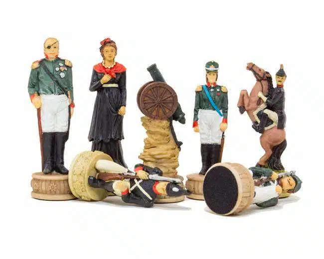 Ensemble Napoléon Campagne de Russie IV Jeu d'Echecs en Résine et Echiquier en Bois Teinté Noir et Ivoire - Imagen 9