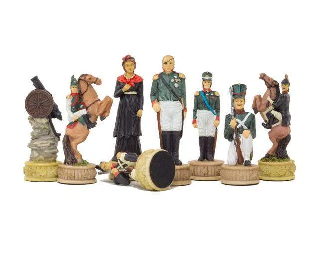 Ensemble Napoléon Campagne de Russie IV Jeu d'Echecs en Résine et Echiquier en Bois Teinté Noir et Ivoire - Imagen 8