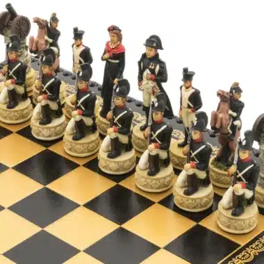 Juego de ajedrez de resina y tablero de cuero negro de la campaña rusa de Napoleón - Imagen 5