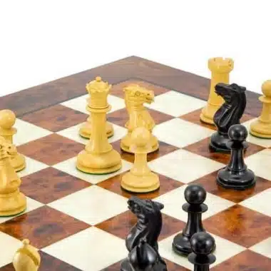 Conjunto Elite Tablero de Ajedrez de Madera de Olmo y Brezo Lacado & Juego de Ajedrez de Madera de Ébano - Imagen 4