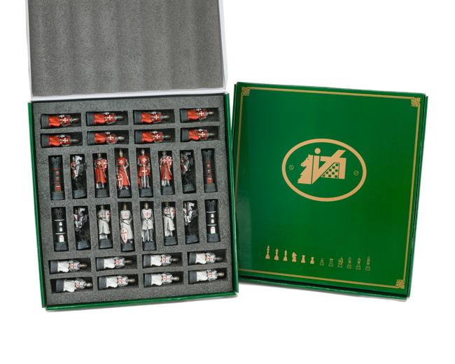 Juego de Ajedrez en Resina La Orden de los Templarios - Imagen 16