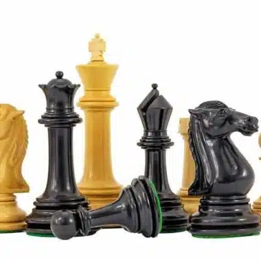 Alternative view of Juego de ajedrez "Partenón" de ébano y boj