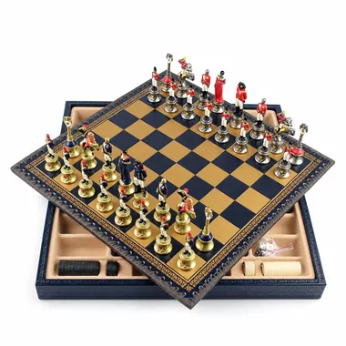 Set Napoléon III abierto mostrando la caja de almacenamiento y las piezas