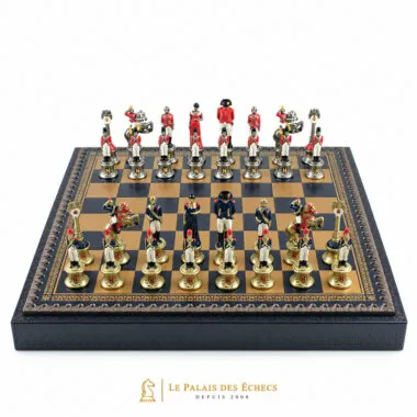 Set Napoléon III con tablero de ajedrez en símil cuero y piezas de metal pintadas
