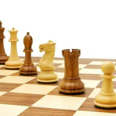 Juego de ajedrez "Victoria II" de nogal y arce y juego de ajedrez de palisandro - Imagen 5