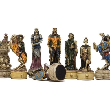 Alternative view of Juego de Ajedrez en Resina Zombie