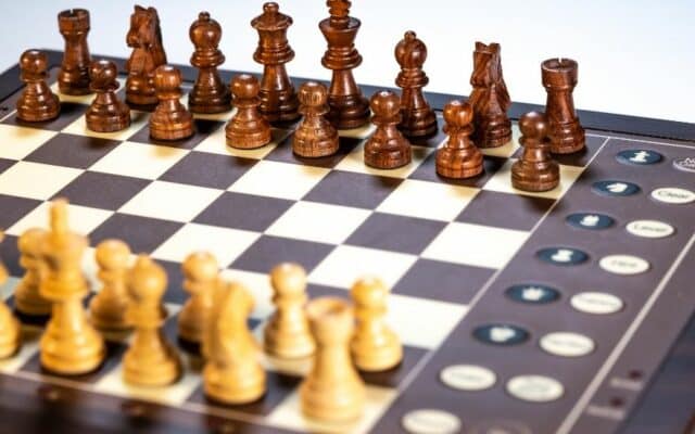 juego de ajedrez electrónico