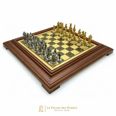 Juego Camelot Rey Arturo sobre caja de madera, vista de conjunto