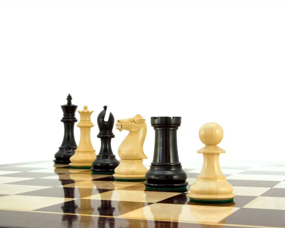 Juego de ajedrez Staunton de madera de boj y ébano Serie Sandringham