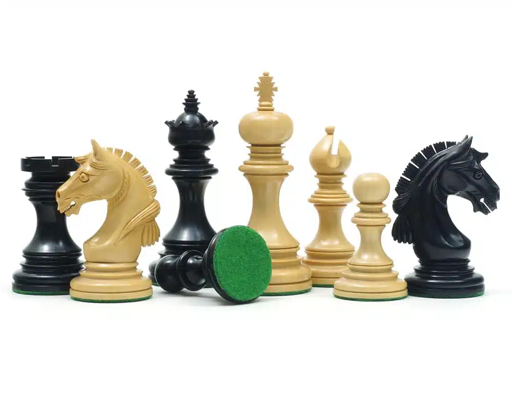 Juego de ajedrez Garvi de madera de boj y ébano