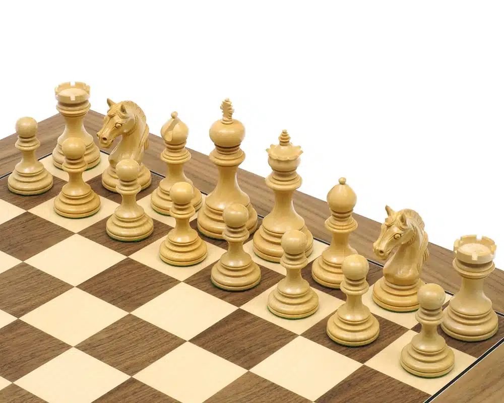Juego de ajedrez Garvi de madera de boj y ébano
