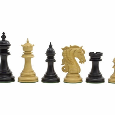 Juego de Ajedrez Kingsgate en Madera de Ébano y Madera de Fresno
