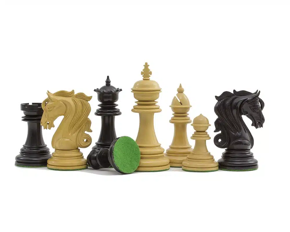 Juego de Ajedrez Kingsgate en Madera de Ébano y Madera de Fresno - Imagen 2