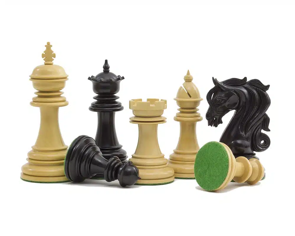 Juego de Ajedrez Kingsgate en Madera de Ébano y Madera de Fresno - Imagen 3