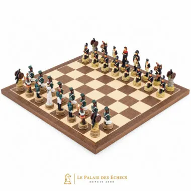 Juego de ajedrez de resina Napoleón contra Rusia y tablero de ajedrez de madera de arce y nogal