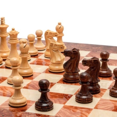 Modica Italian Deluxe Chess Set - Tablero de ajedrez de madera de olmo y arce y piezas de boj y palisandro