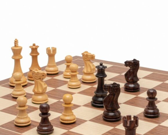 Juego de ajedrez clásico Staunton Deluxe - Tablero de ajedrez de palisandro y nogal y piezas de acacia y boj