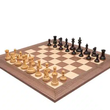 Juego de ajedrez Rochester - Tablero de ajedrez de nogal y arce y piezas de boj y ébano