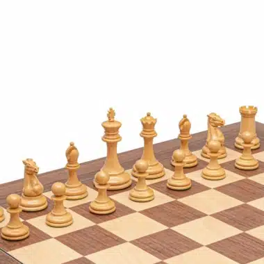 Juego de ajedrez Rochester - Tablero de ajedrez de nogal y arce y piezas de boj y ébano