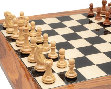 Juego de ajedrez Trapani - Tablero de anegre negro y palo de rosa y piezas de acacia y boj